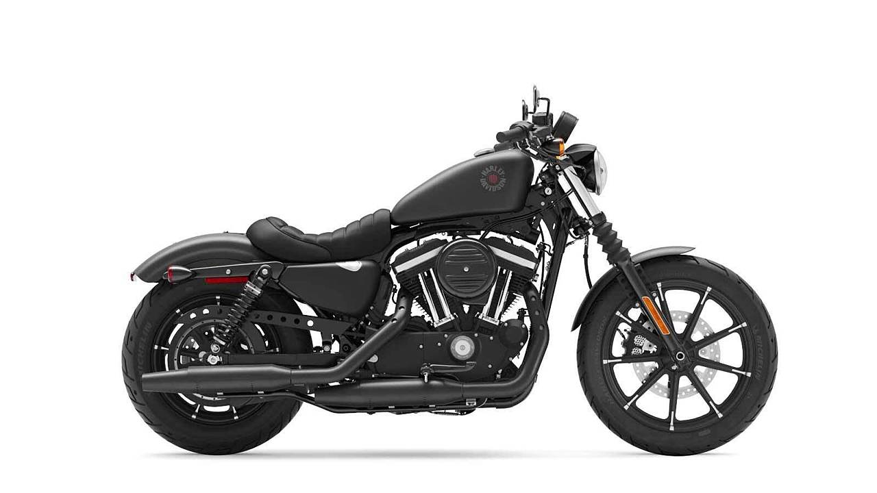 Harley Davidson Iron 883 on road price